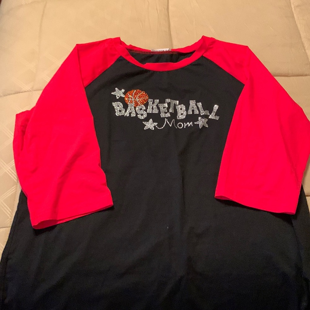 3/4 sleeve T-shirt